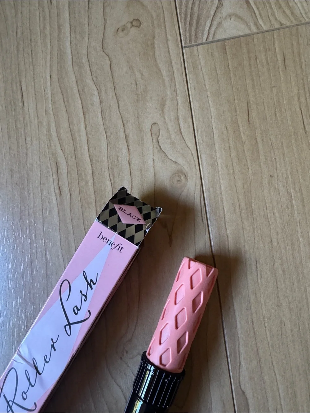 Benefit Roller Lash Mascara — black